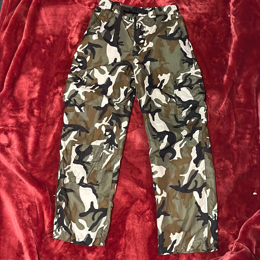 Green camo cargo pants